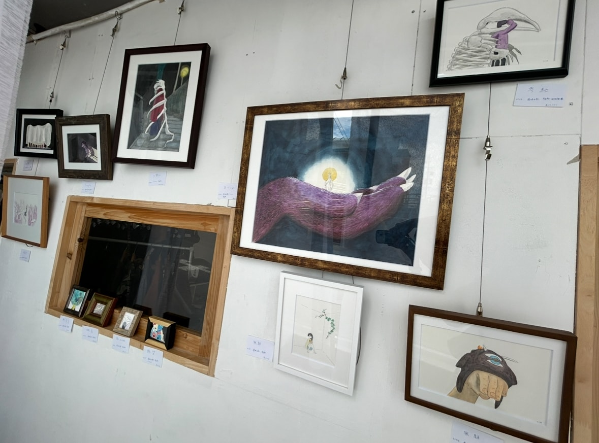 郵送・A4以上＊絵本の1ページのような絵を描きます アナログで、水彩アート作品制作して郵送します。 イメージ3