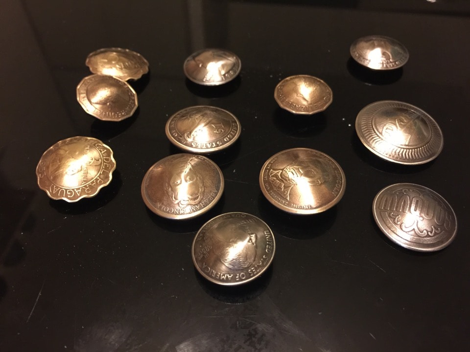 世界のコインでコンチョ作ります イメージ1