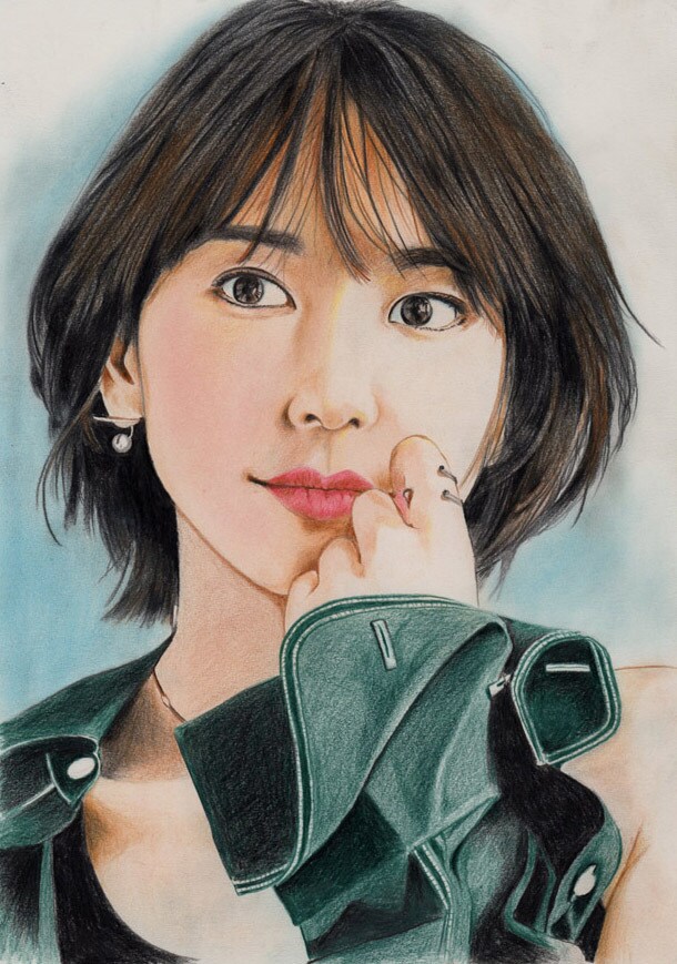 写真を元に高品質な似顔絵をお描きします 可愛い感じの二頭身キャラも製作致します。 イメージ7