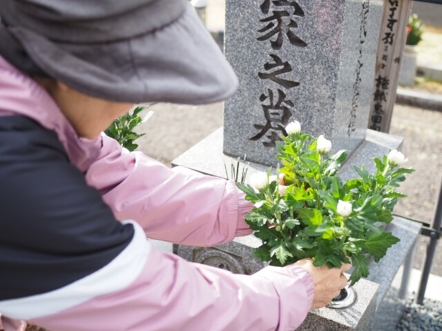 熊本市内交通費無料＿元清掃員がお墓参り代行します 前職の経験と女性ならではのきめ細やかさが強みです イメージ2