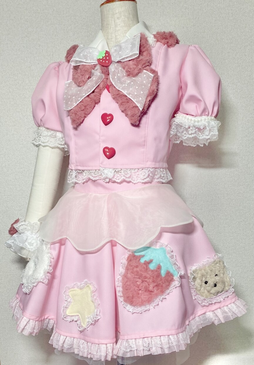 カワイイ系もカッコイイ系も！ステージ衣装製作します アイドルやコンカフェなどオリジナル衣装製作承ります イメージ3