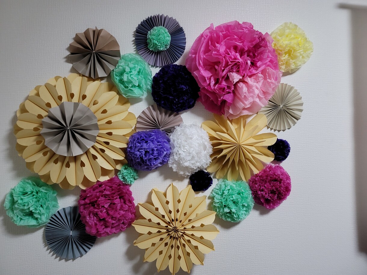 折り紙、壁面飾り作ります 折り紙や壁面飾り、季節に合わせて作ります！ イメージ1