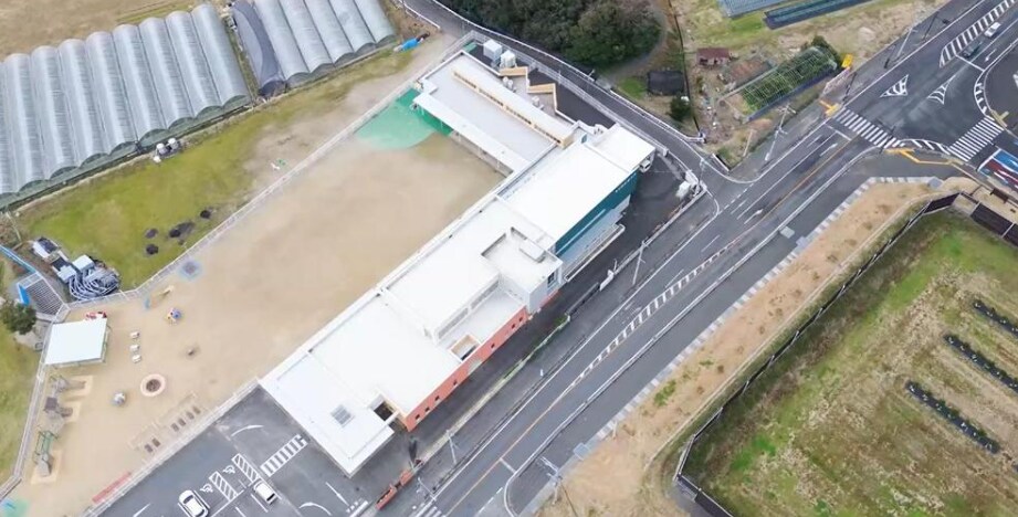 印象に残るドローン空撮動画を撮影します ドローン民間ライセンス取得者がドローンによる空撮を行います。 イメージ5