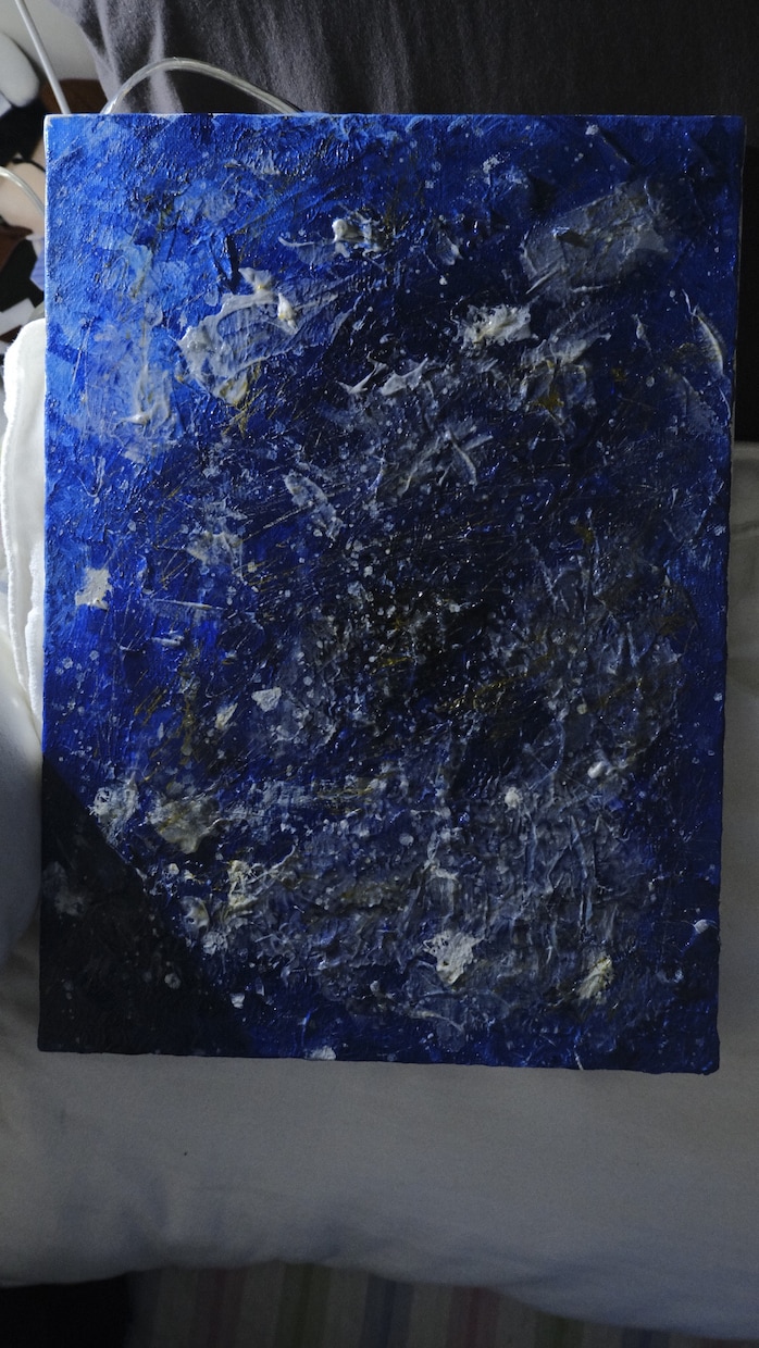 青系統のアクリル絵の具で抽象画を描きます 色々な方向から見ると違う顔を魅せてくれます！ イメージ1