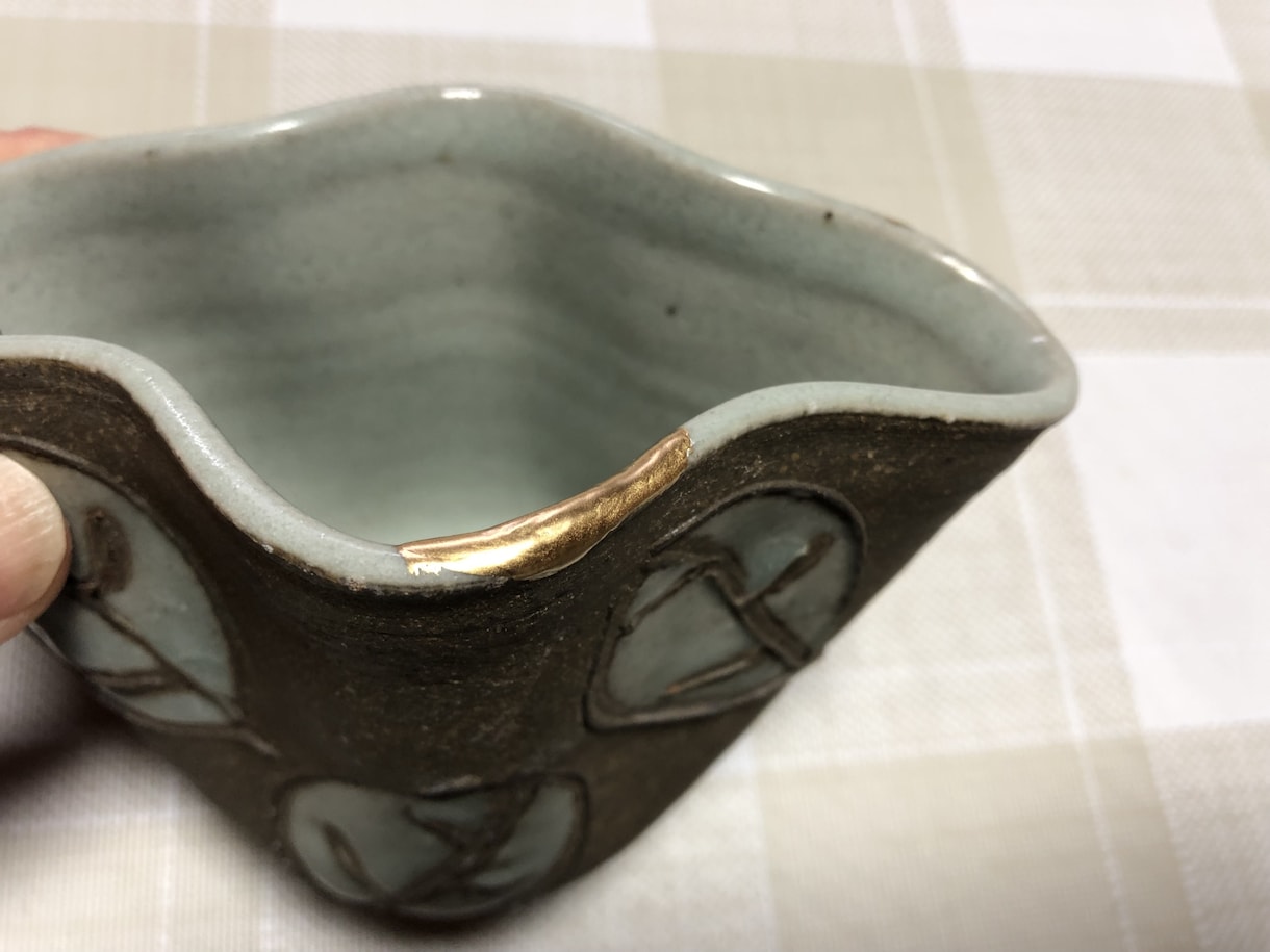 金継ぎで陶器の欠け・ヒビ・割れのお直しをします 思い出の器をまた日常で使える喜びを！ イメージ3
