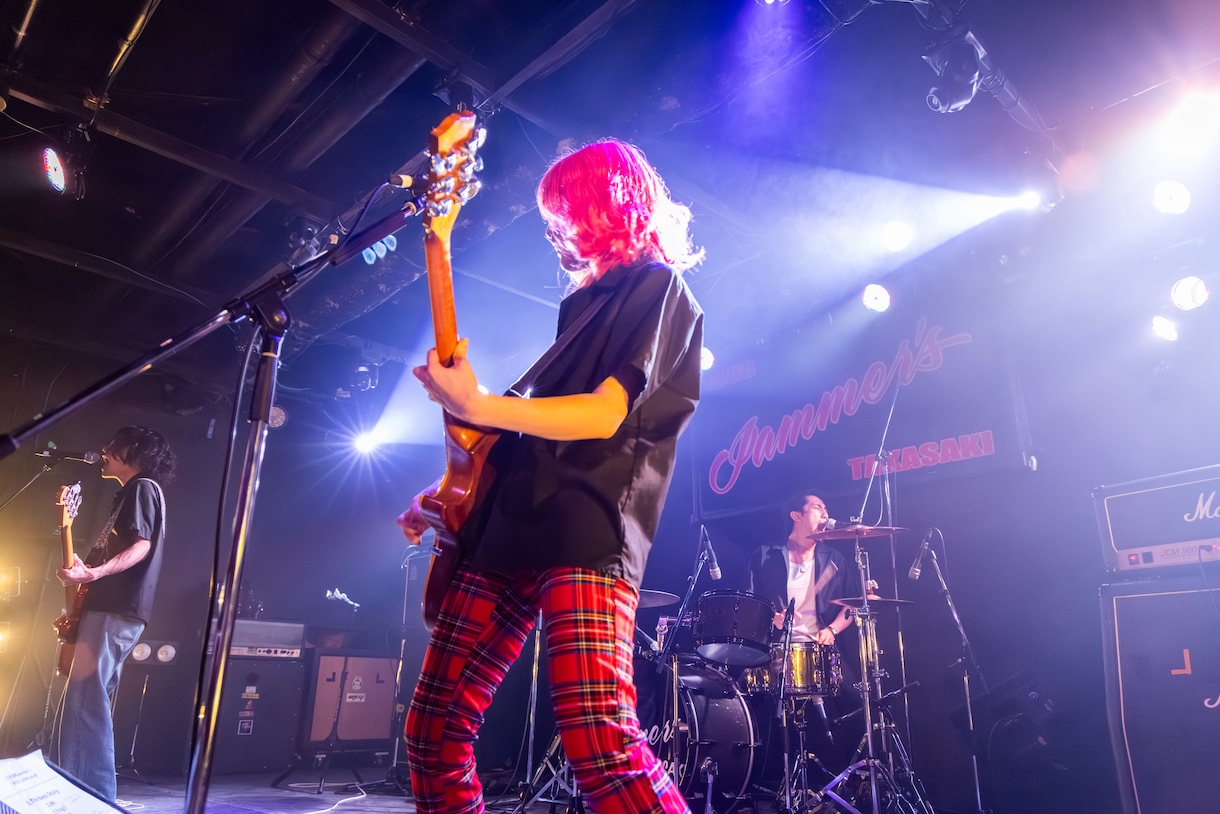 地下箱特化❗️バンド向けライブ撮影します 暗所・照明変化に強いライブ撮影,写真動画対応SNSに特化❗️ イメージ6