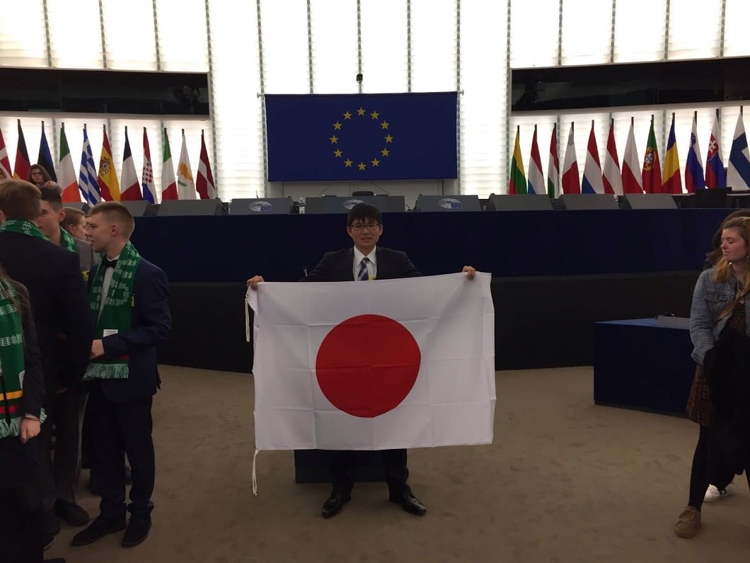 純ジャパでも高校留学して海外大進学した話します 高校でフィンランドに一年間留学。イギリスの大学に進学しました イメージ2