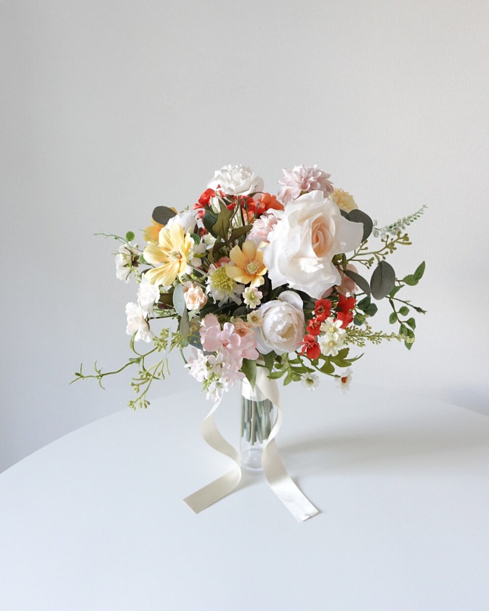 世界に１つだけの造花ブーケ制作します プロがあなたにぴったりのブーケを提案・制作します。 イメージ5