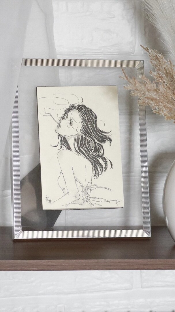 お洒落なイラスト描きます 【触れたら消えちゃいそうな儚い絵】あなただけの絵描きます。 イメージ3