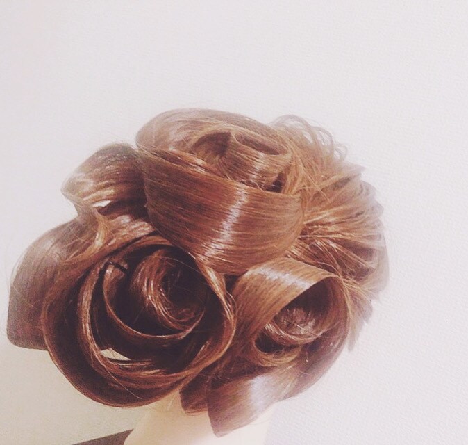 初心者からすこし手の込んだアレンジ提供します アレンジのバランス使うといいヘア道具伝授します イメージ2