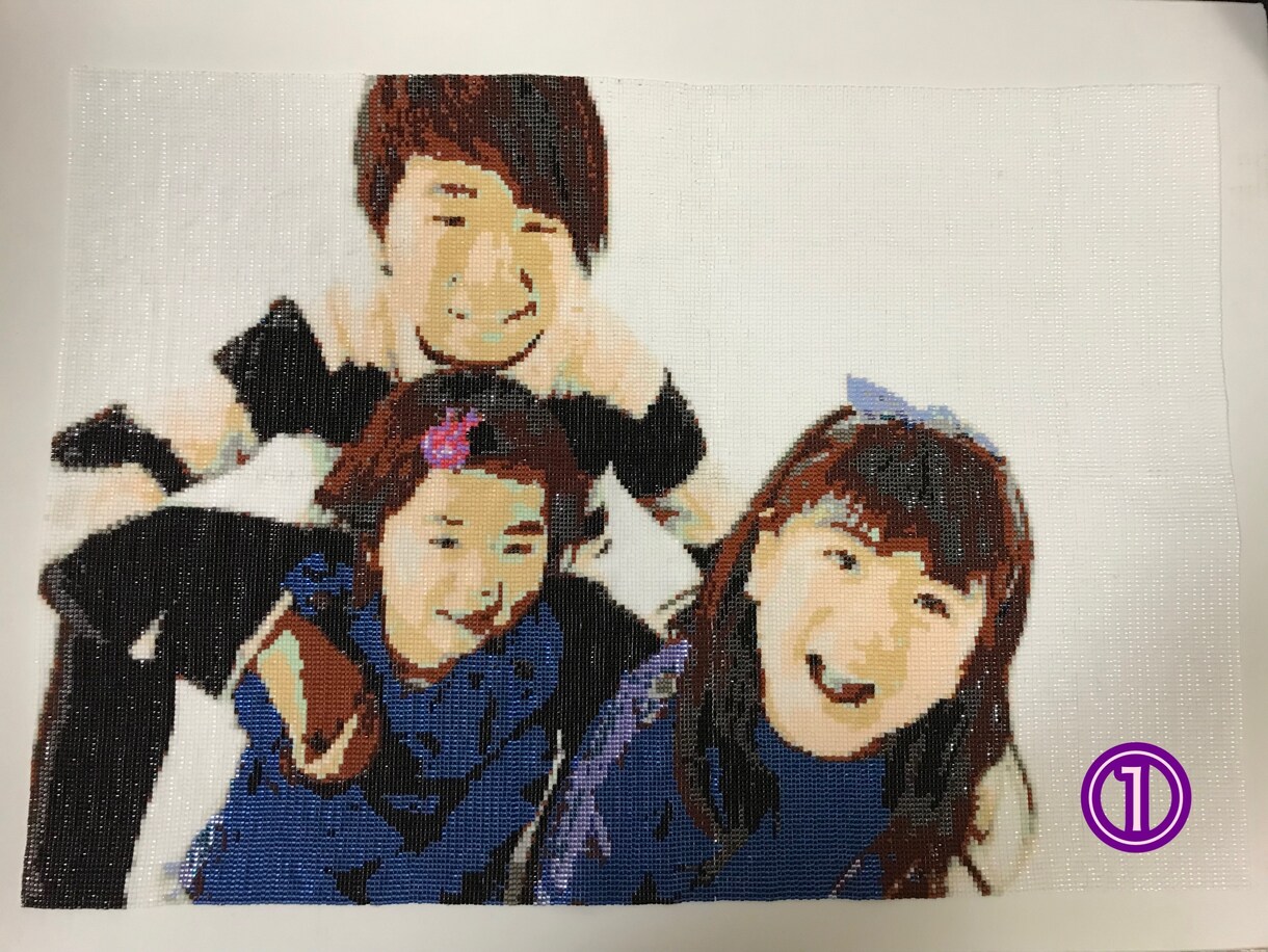 お気に入りの写真やポスターをデリカビーズ作成します 美しいビーズの輝きで一生の思い出を・・・ イメージ2