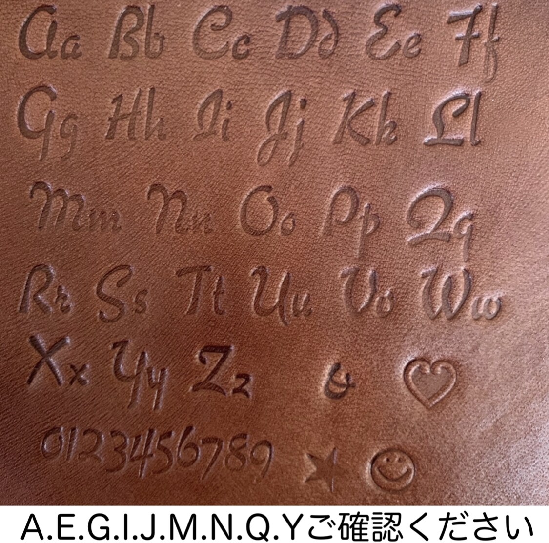 革のメガネ置きにお名前刻印します 父の日などのプレゼントにいかがでしょうか？ イメージ7