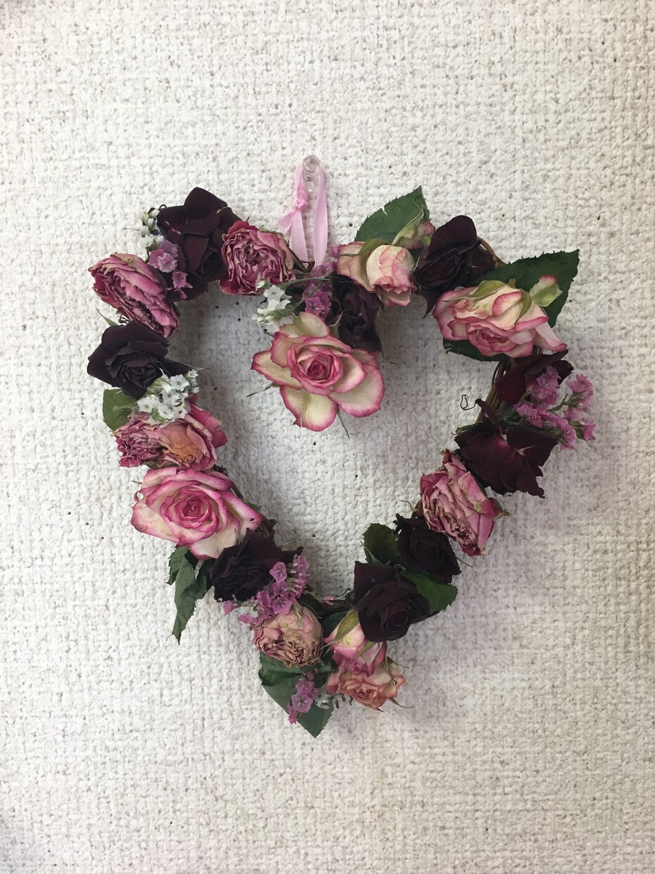ドライフラワーの作り方を教えます 生花からドライフラワーにする仕方を教えます。 イメージ2