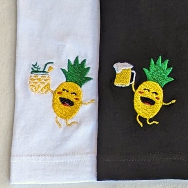 名入れ・オリジナル文字の刺繡Tシャツ作ります 【八重山デザイン賞】受賞のデザイナーがTシャツを作ります♪ イメージ5