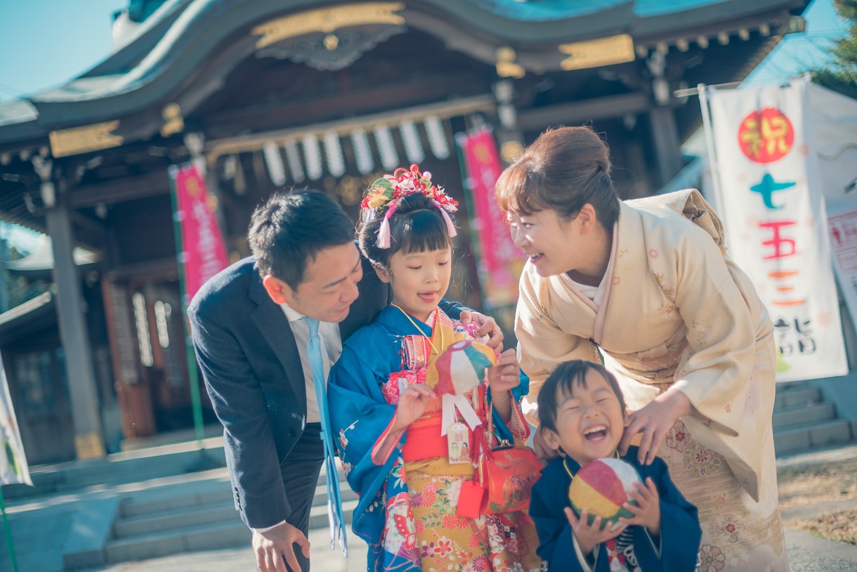 七五三やお宮参りの大切な瞬間を自然に撮影します 人見知りでも安心◎楽しくリラックスして撮影します イメージ4