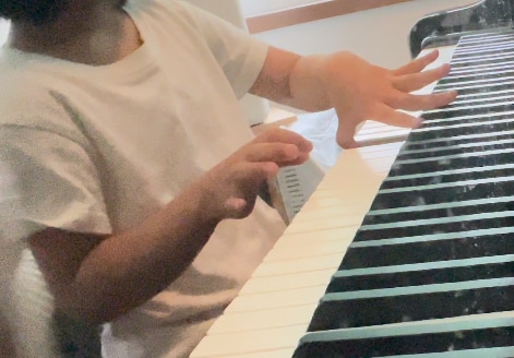 毎月4回ピアノ✖️英語オンラインレッスンします ピアノを弾きながら英語も習得！ イメージ2