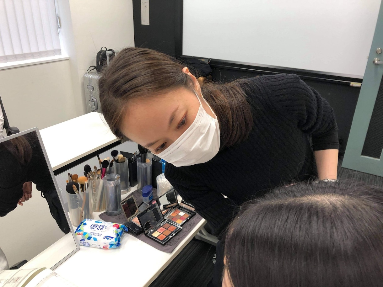 ナチュラルメイクを丁寧にアドバイスします 「やりすぎないのに、ちゃんと垢抜けます」 イメージ3