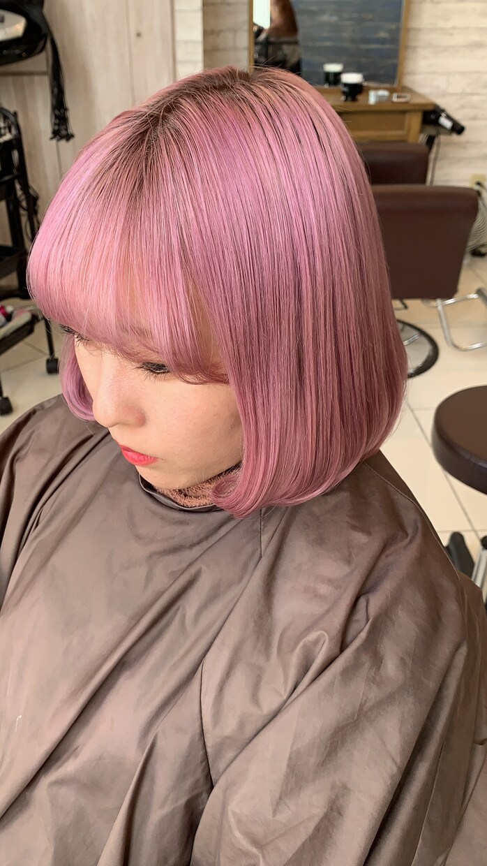 似合うヘアカラーのアドバイスやヘアケア相談乗ります 1人1人に合うカラーやヘアケアのご相談にお応えします。 イメージ5