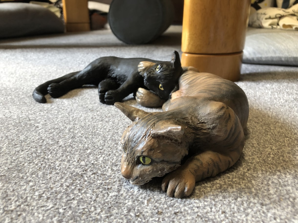 ペットの人形【大】を紙粘土で造ります 飼っている、または飼っていたペットの思い出を形にします。 イメージ1