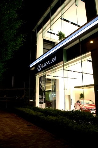 悩まれてる方へ、自動車購入のお手伝いいたします 自動車メーカー＆ディーラー勤務経験者がプロの目でアドバイス！ イメージ1