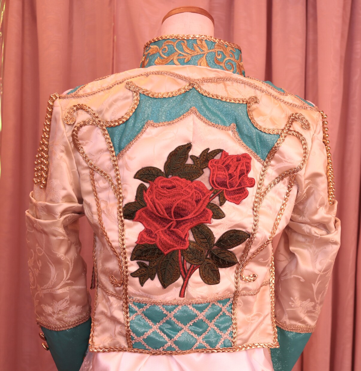 あなただけの衣装をデザイン、製作いたします アイドル、メイド、コスプレ、オリジナル衣装製作いたします☺︎ イメージ6