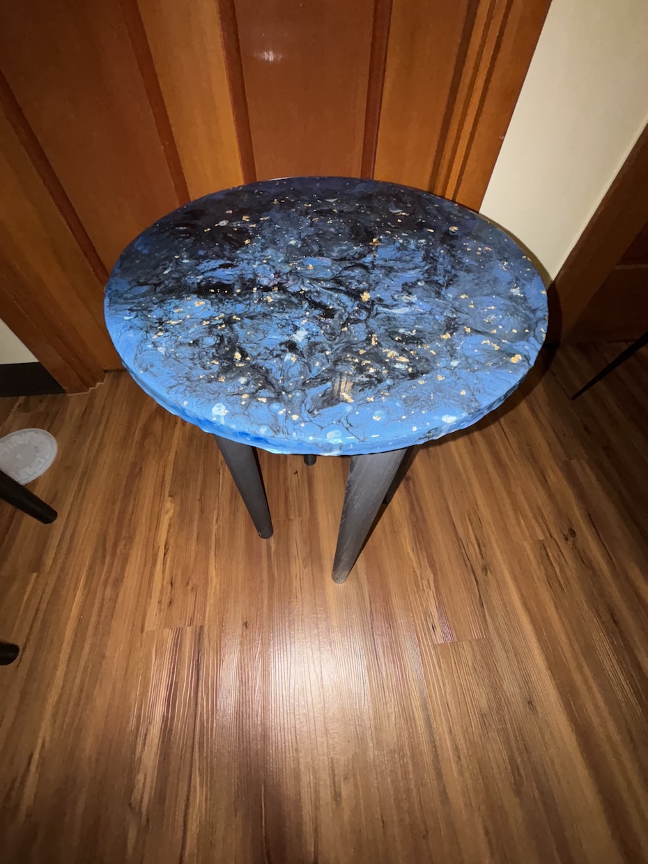 中古家具をレジンによってリメイク、再塗装します 中古家具をインスピレーションでリメイク、再塗装します イメージ2