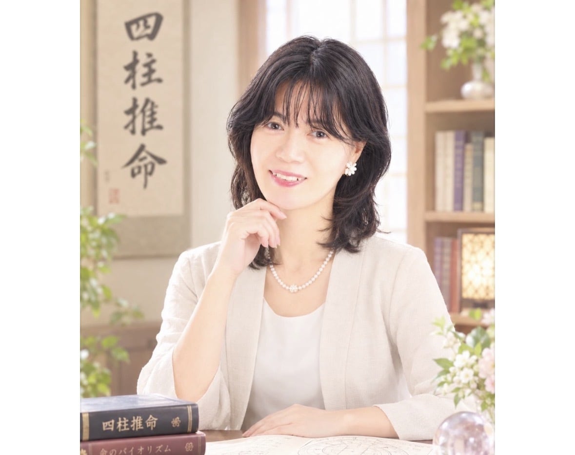 奏雅の本格四柱推命鑑定をします 本質・仕事・人間関係・運気などを丁寧な鑑定書にまとめます。 イメージ1