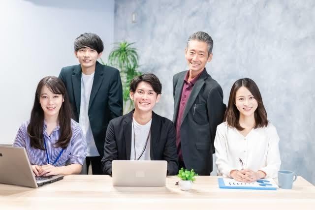 現役面接官が面接対策します ご利用いただいた方に内定が多数出ています！ イメージ1