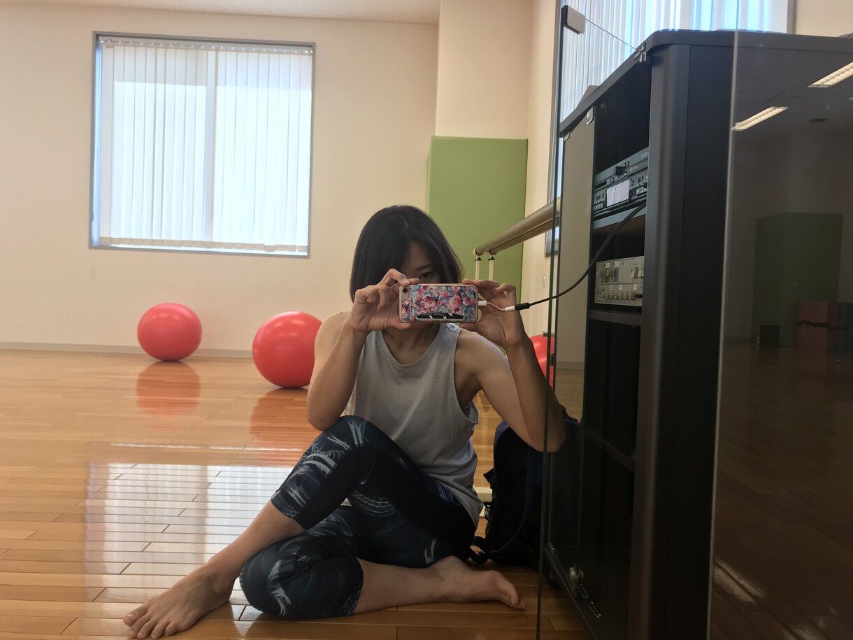 バランスボールの使い方教えます 使ってないなんてもったいない！家にあるバランスボール活用 イメージ3