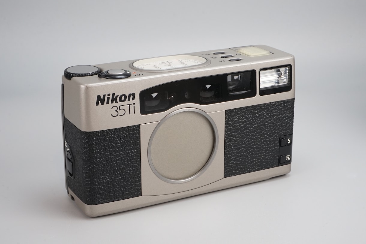 中古カメラ・レンズの検品と撮影を代行します カメラ専門の検品代行。訳あり品の状態確認もお任せください イメージ3