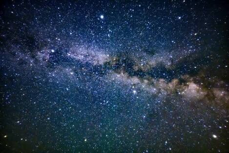 西洋占星術で恋愛相性を占います 好きな人、恋人、配偶者との相性を深掘り！ イメージ1