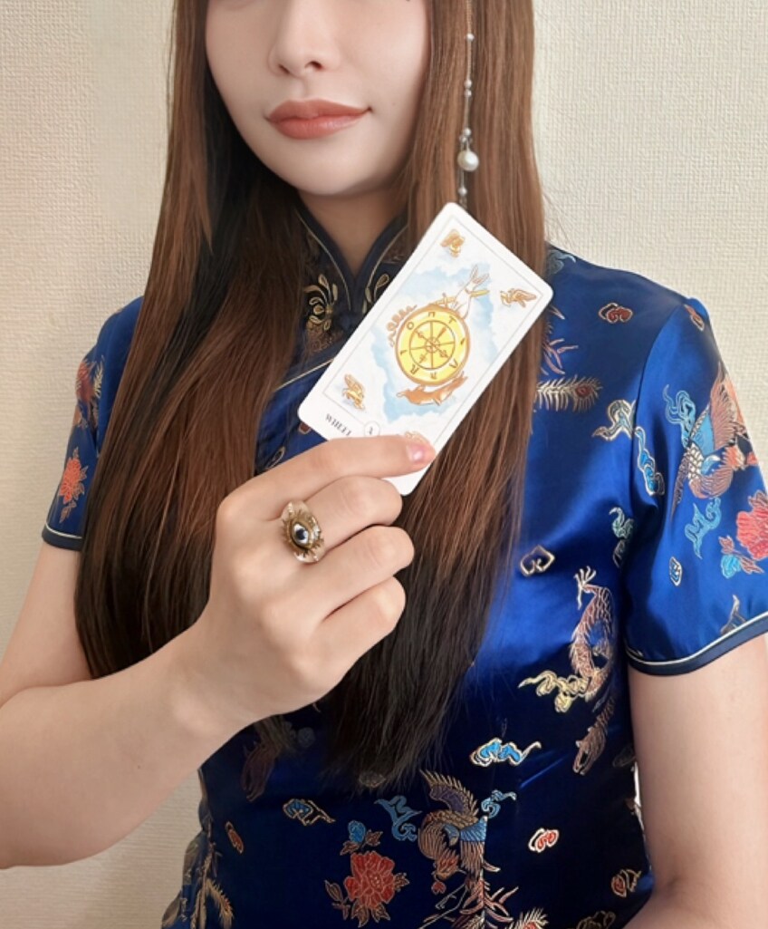 あの人の気持ちをカード3枚引きでそっと視ます 恋愛や仕事など答えが出ない時、迷った時はお任せください イメージ3
