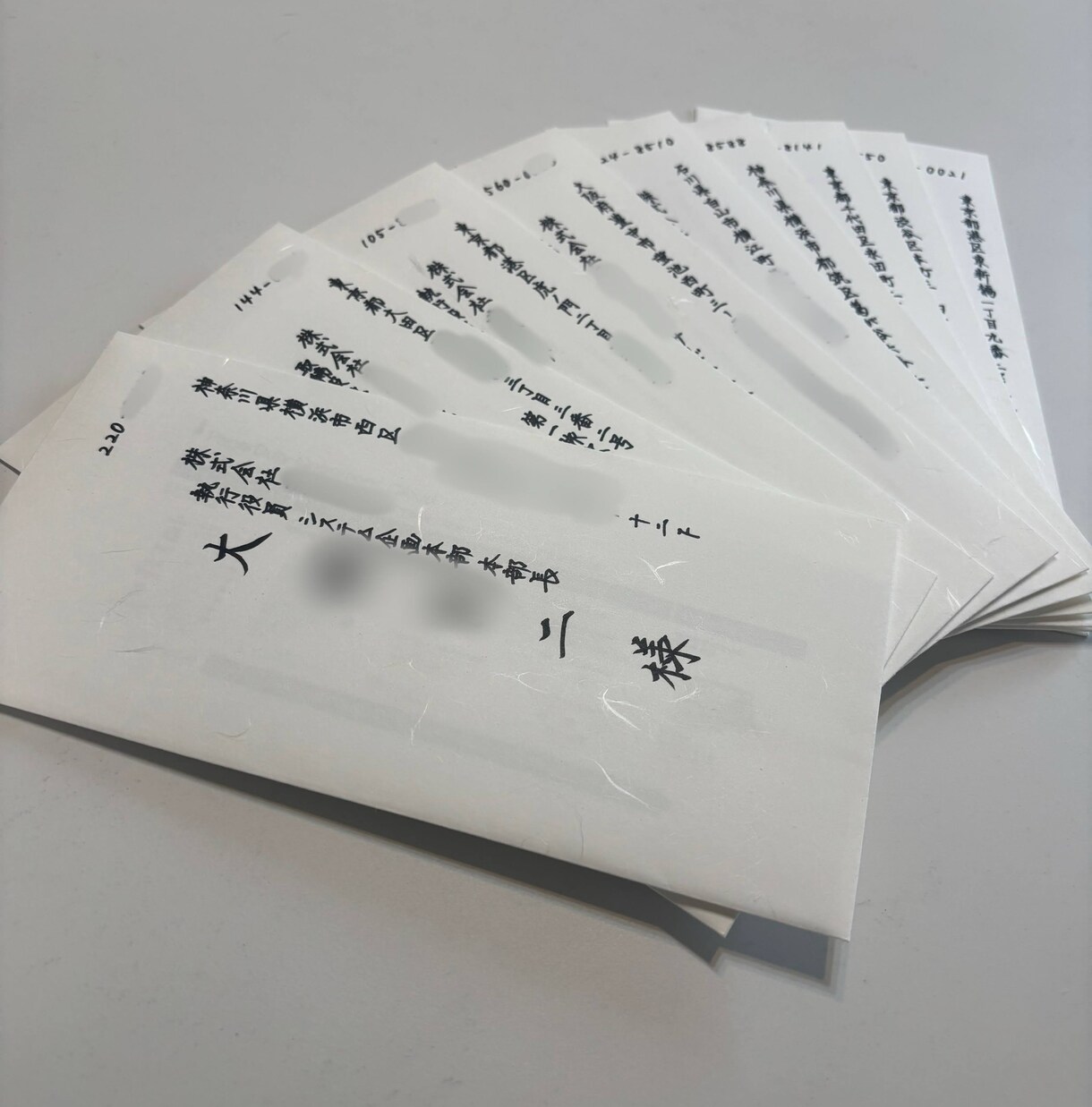 シンプルな料金設定で封筒宛名書き承ります 封筒各種への筆ペン（ボールペンも可）での宛名書き代筆 イメージ4