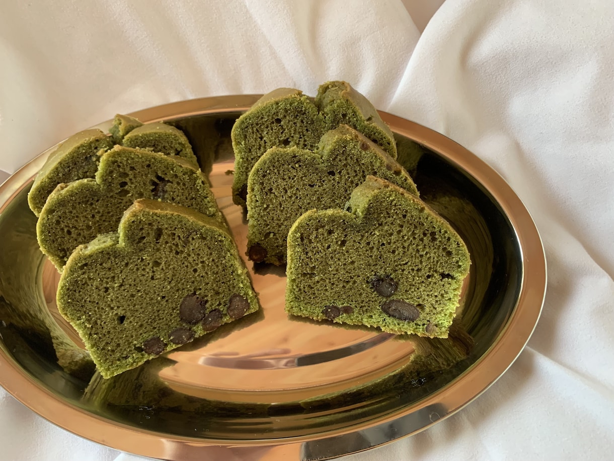 抹茶とあずきの米粉パウンドケーキレシピを教えます 米粉なのにパサパサせず、動物性食材は不使用です☺️ イメージ1