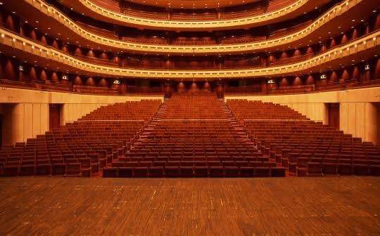 オススメの、映画、音楽舞台、本教えます 巷の芸大出身です、文化は教養を広げてくれます。 イメージ1