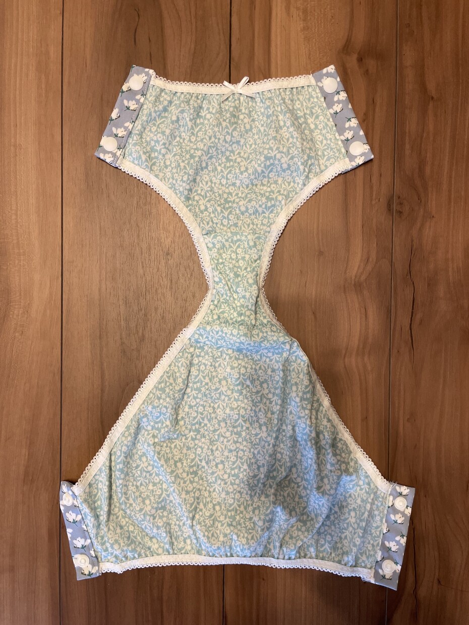身体の不自由な方・入院中の方の洋服をリメイクします 既製品をリメイクすることで、着脱しやすい服にします イメージ2