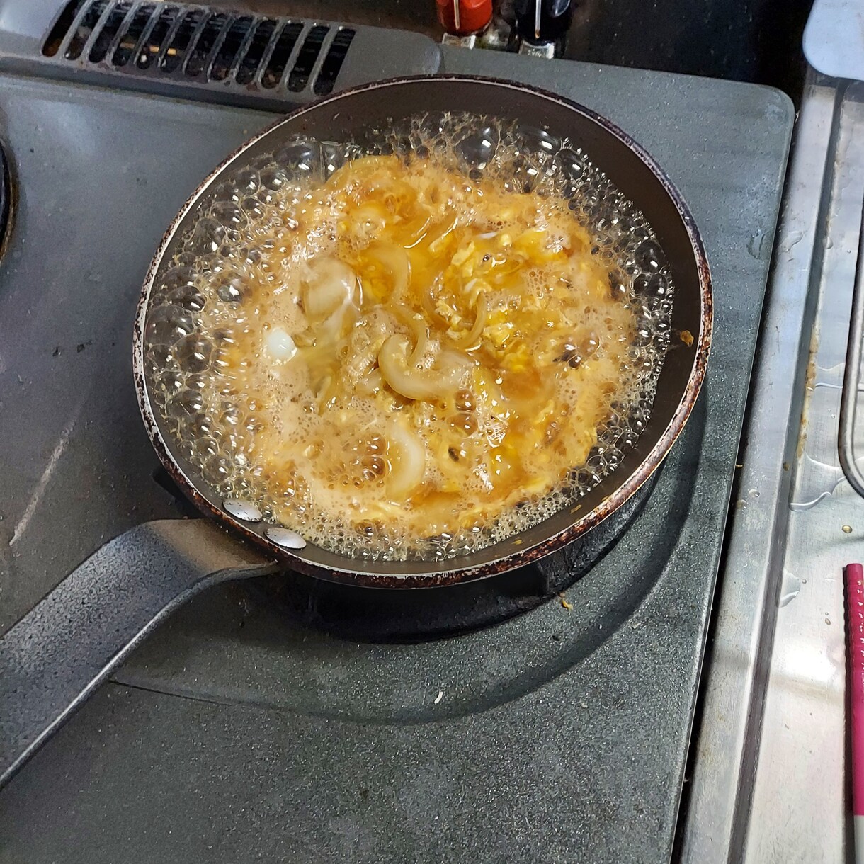 帰宅後自炊のハードル下げます 手近な材料でチャチャっと作る。一汁二菜の晩ごはんです。 イメージ2