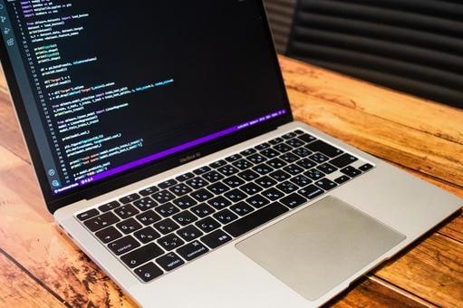 プログラムを始めたい転職したい方電話相談乗ります スキルシートレビューやキャリア相談のります イメージ1