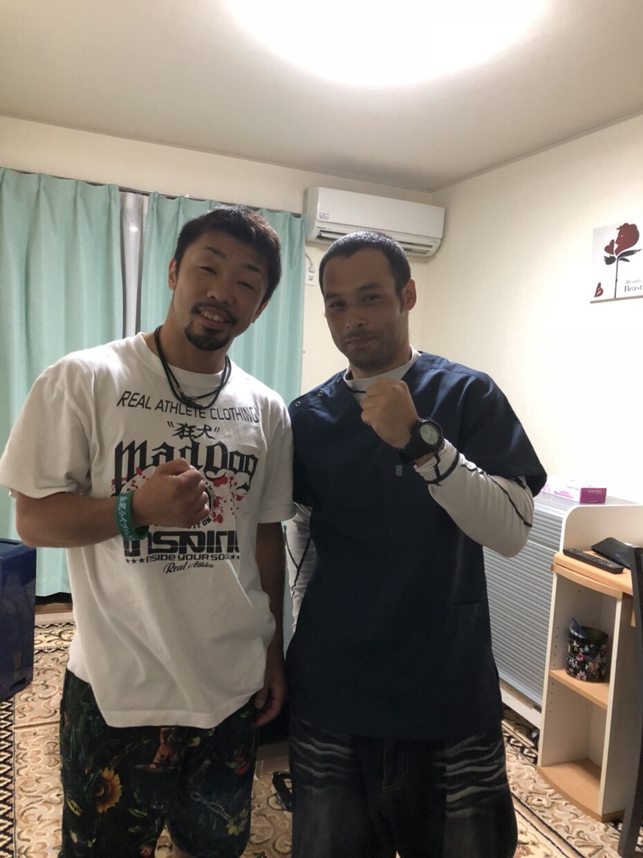 若い男性、女性～年配の男性、女性の体を癒します 仕事やスポーツなどで疲れた体を癒します！骨盤調整もある イメージ2