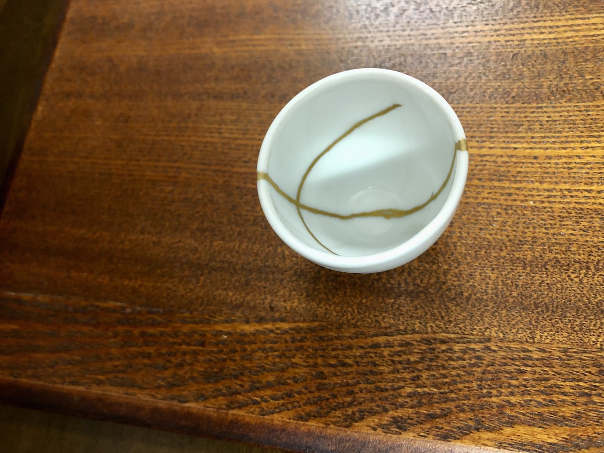 金継ぎ　本漆で陶磁器を修繕します 簡易金継ぎ・接着剤で付けた箇所のやり直しも承ります イメージ5
