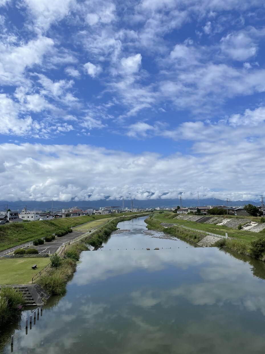 主に空がメインで写真を提供します 。毎日の変化する空をUPします。お気に入りがあれば是非 イメージ3