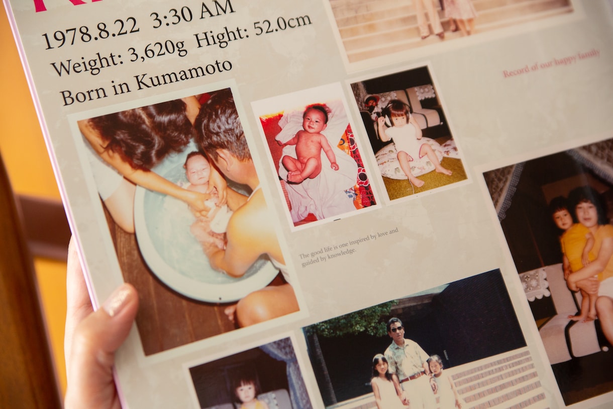 親への感謝の気持ちをアルバムにします 両親へのサンクスアルバム。結婚式の贈答品としても大人気です イメージ5