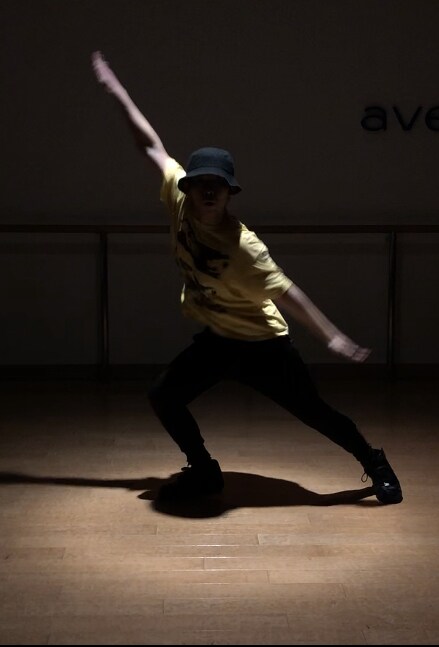 老若男女・初心者歓迎！ダンスレッスンします 誰でも踊れる様に、楽しくお手伝いさせて頂きます。 イメージ3