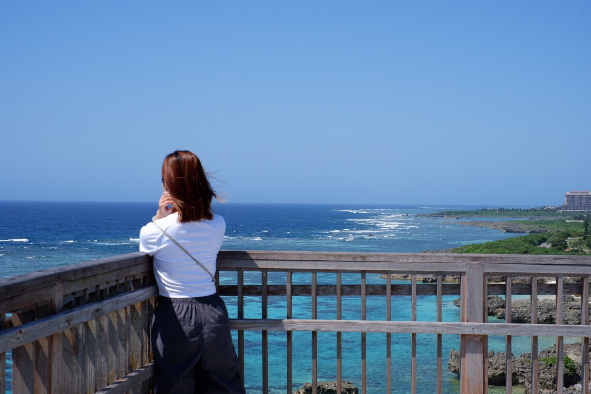 宮古島の風景と一緒にポートレート撮影いたします 家族、友達、カップルなどの思い出の写真を一眼で撮りませんか？ イメージ3