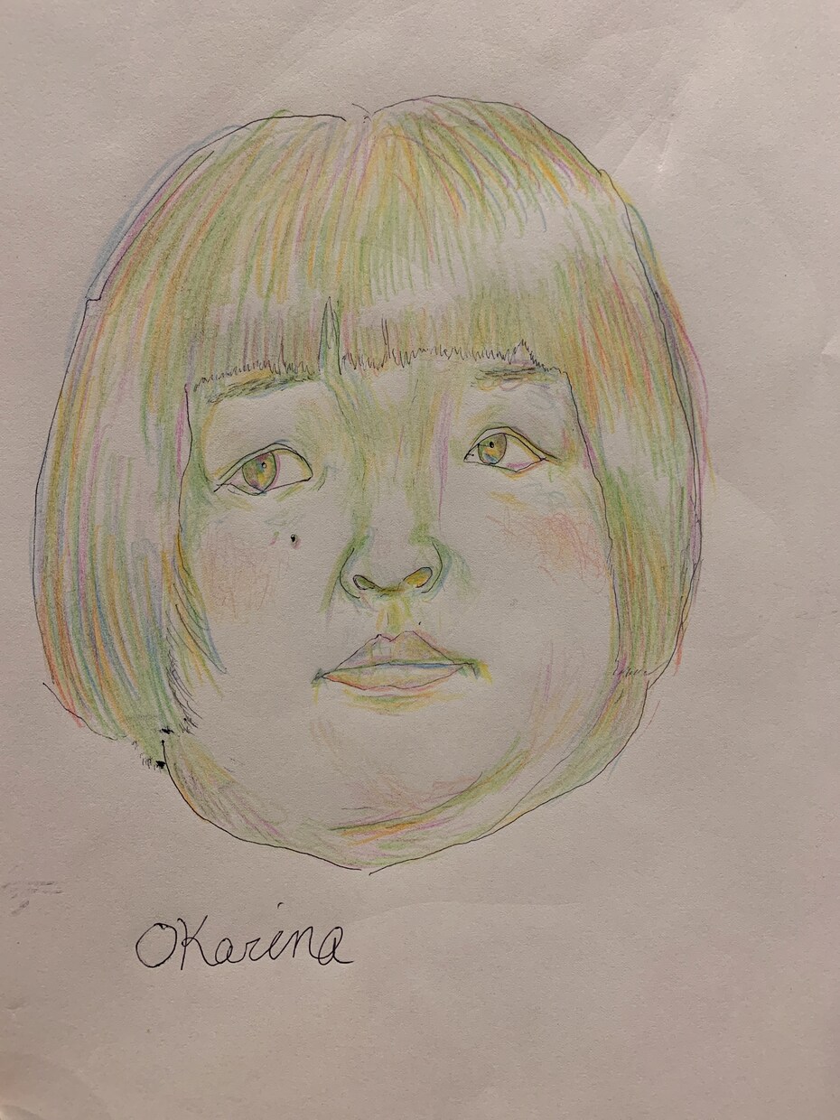 お洒落な味のある似顔絵描きます 提供頂いた写真から、色鉛筆等を使用して似顔絵を描きます。 イメージ3