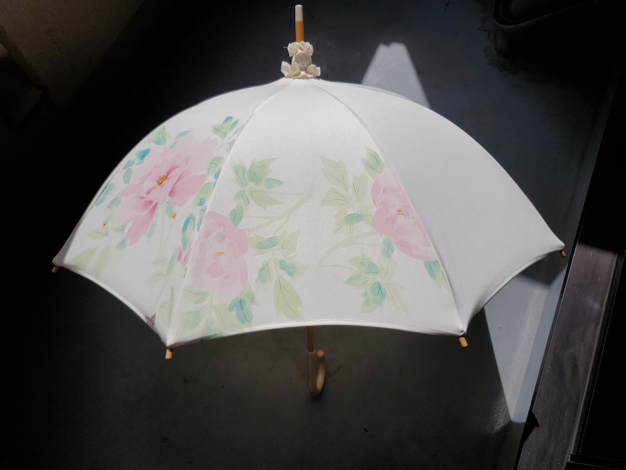 日傘作成致します お好きな生地(きものも可)を持ち込みで作成致します。 イメージ1