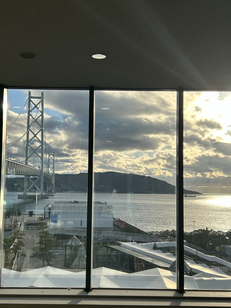 心の暗闇から抜け出すことを目標にお手伝いします メンタル、恋愛、 悩み相談承ります イメージ2