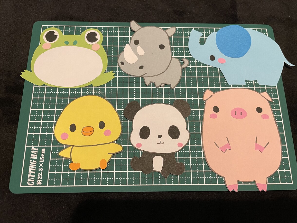 ミニサイズの可愛いペーパークラフトを作成します アルバム等の飾り付けにおすすめのペーパークラフトを作成します イメージ3