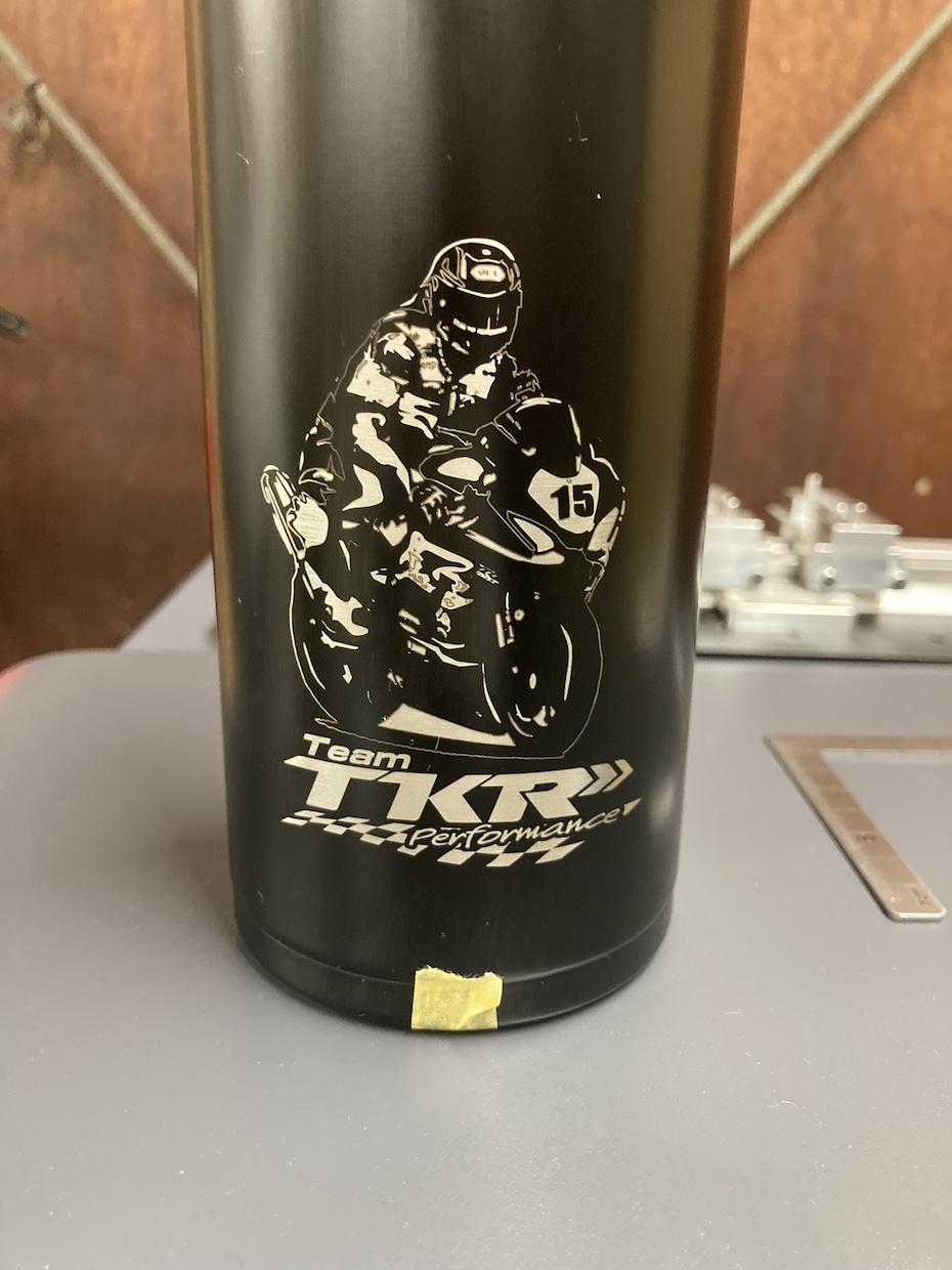 レーザー加工でカッコイイデザインを彫刻します レーザーでオリジナルのカッコイイデザインをお任せで作ります！ イメージ2