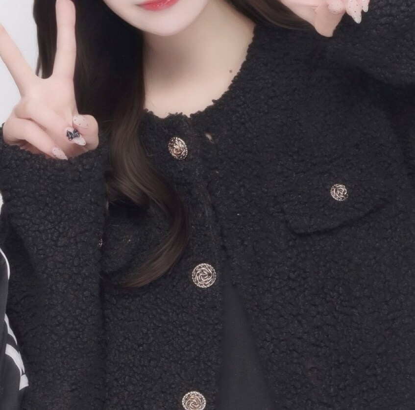 高校2年生現役jkです！沢山話せます リアル高校生2年生です！なんでも話したいです！返信早いです！ イメージ1